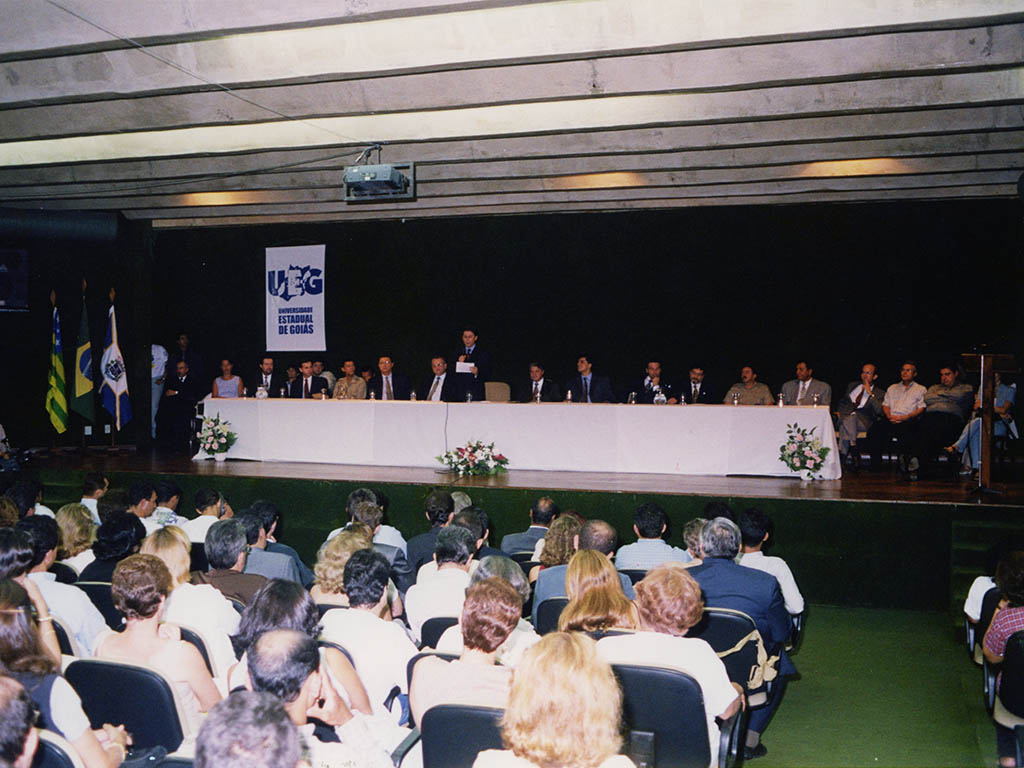 1999 - Ato  comemorativo à Instalação da UEG
