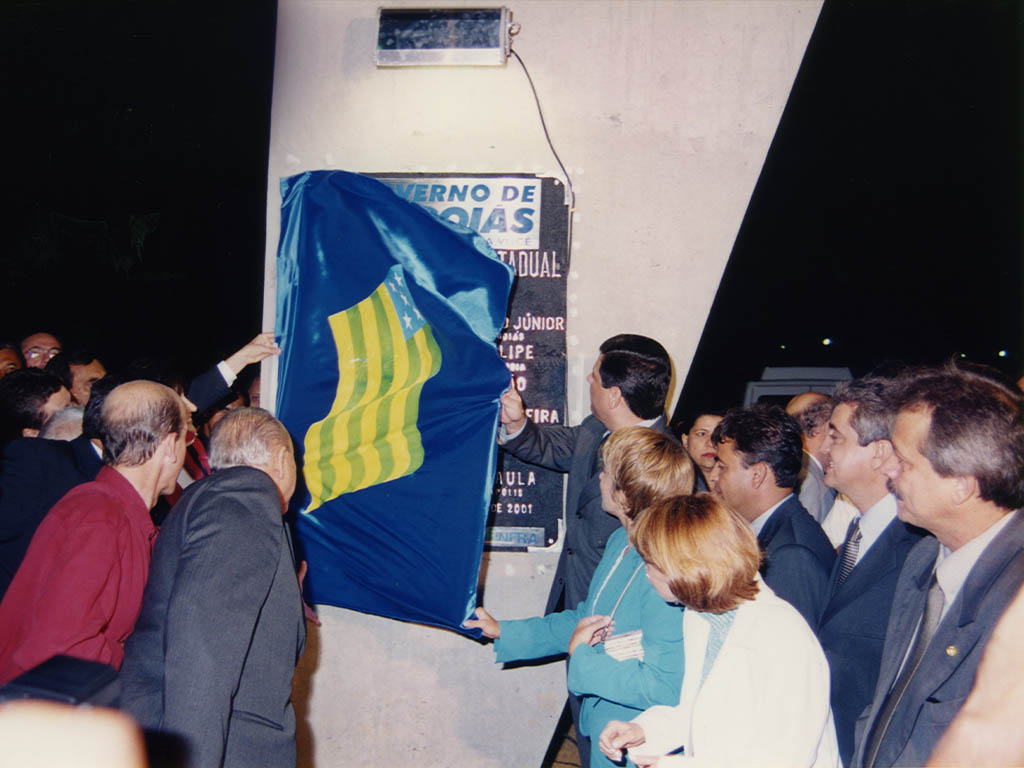 2001 - Inauguração Câmpus CET
