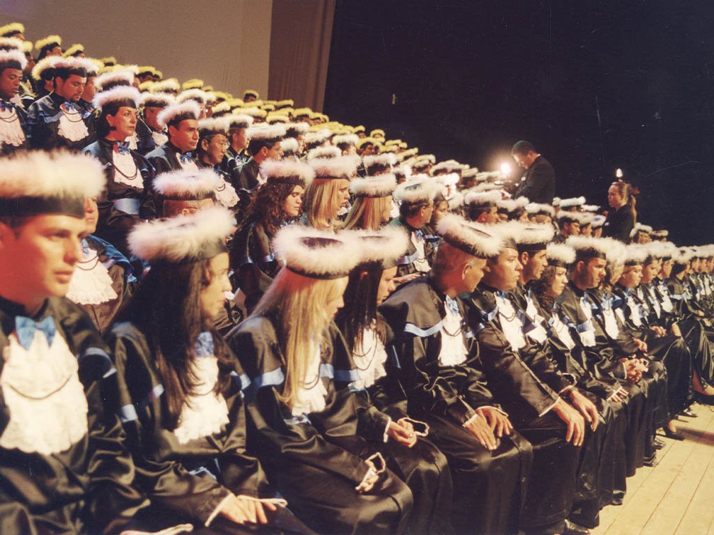 2001 - Licenciaturas Plenas Parceladas - Transformou a educação em Goiás
